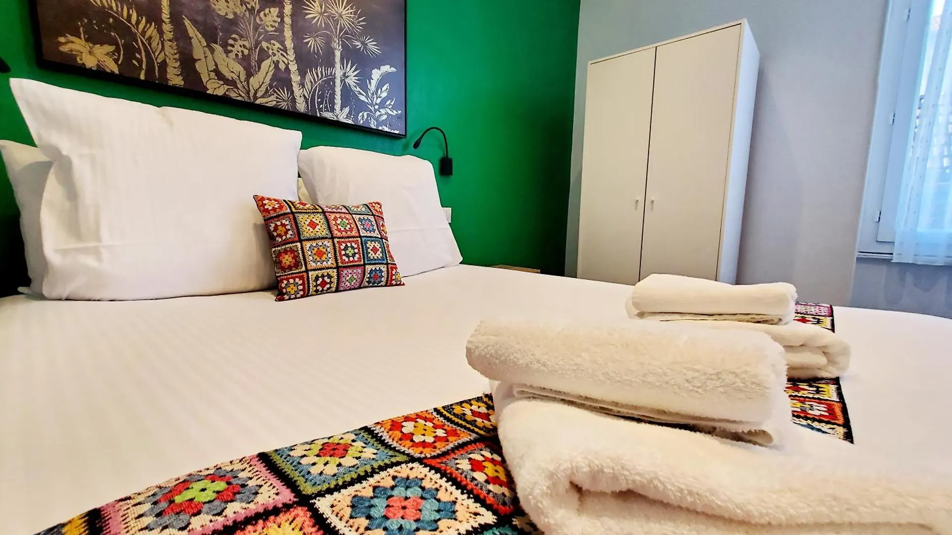 **  Logis Hotel Belle Etoile Vichy Francja